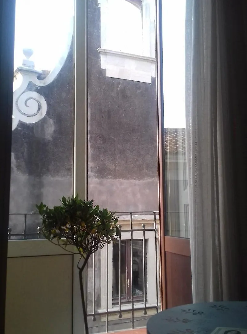 Bed and Breakfast Bed, Book & Breakfast Landolina CTA