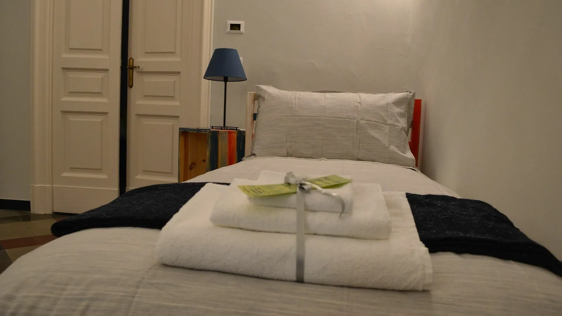 Bed, Book & Breakfast Landolina Bed & Breakfast Catania Italy